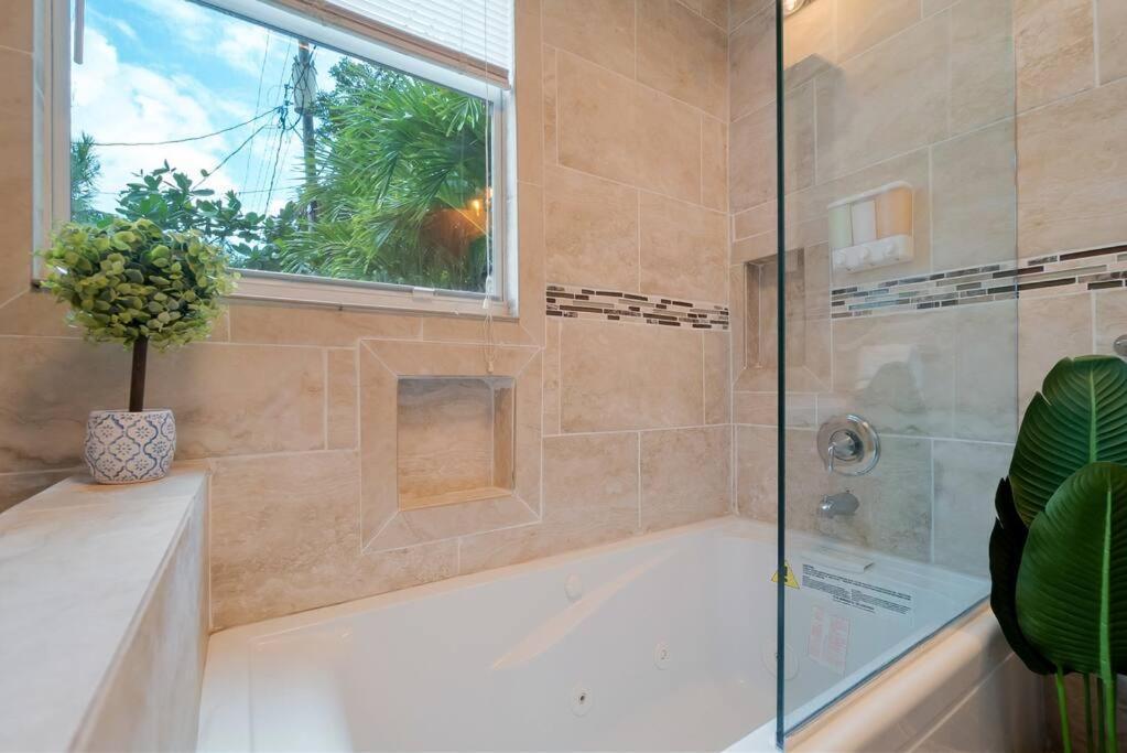 Garden Oasis In Flamingo Park Apartamento West Palm Beach Exterior foto